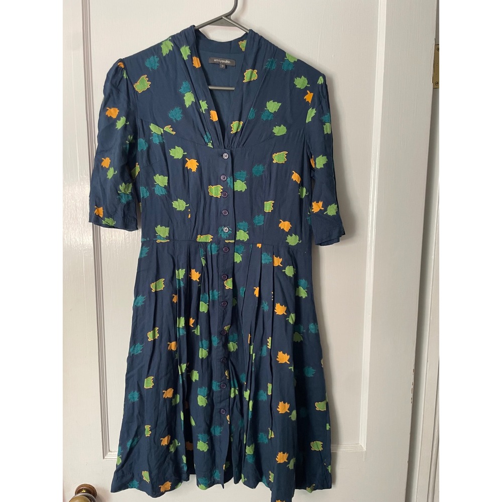 Emily and Fin Navy Leaf Print Button Front Midi Dress Size S‎